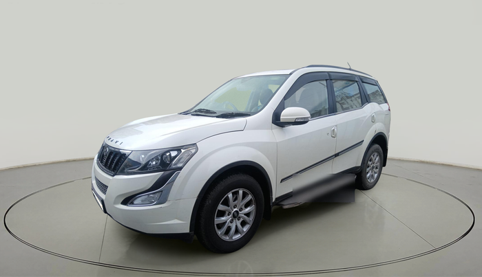 2015 Mahindra XUV500 W10, Diesel, Manual, 99,639 km, exterior