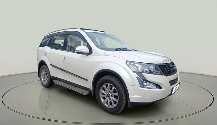2015 Mahindra XUV500 W10, Diesel, Manual, 99,639 km, exterior