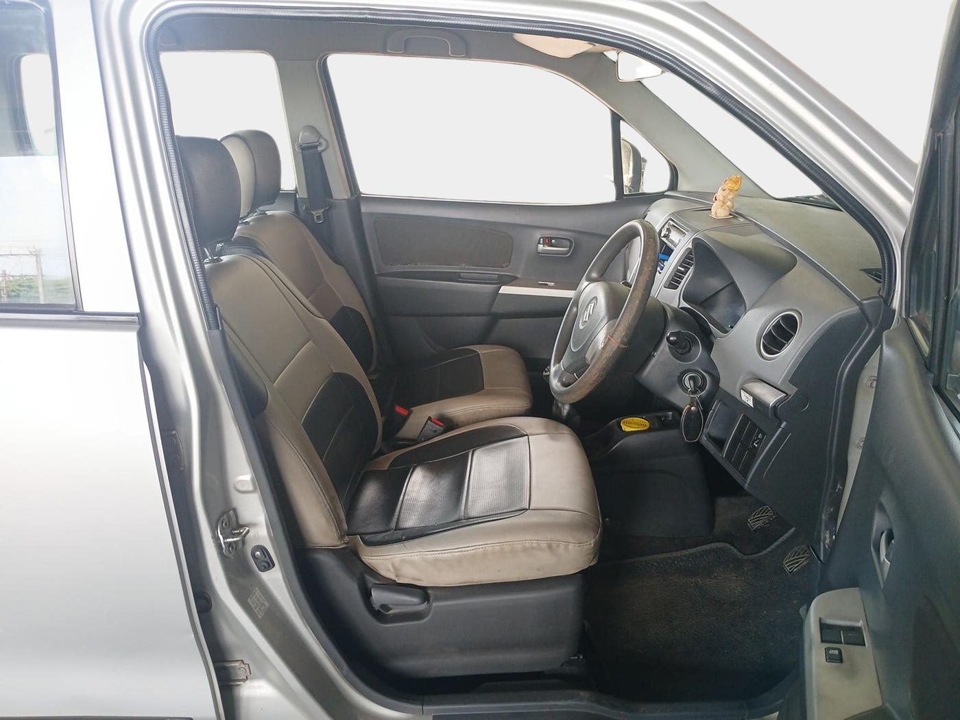 2012 Maruti Wagon R 1.0 LXI, Petrol, Manual, 75,846 km, interior