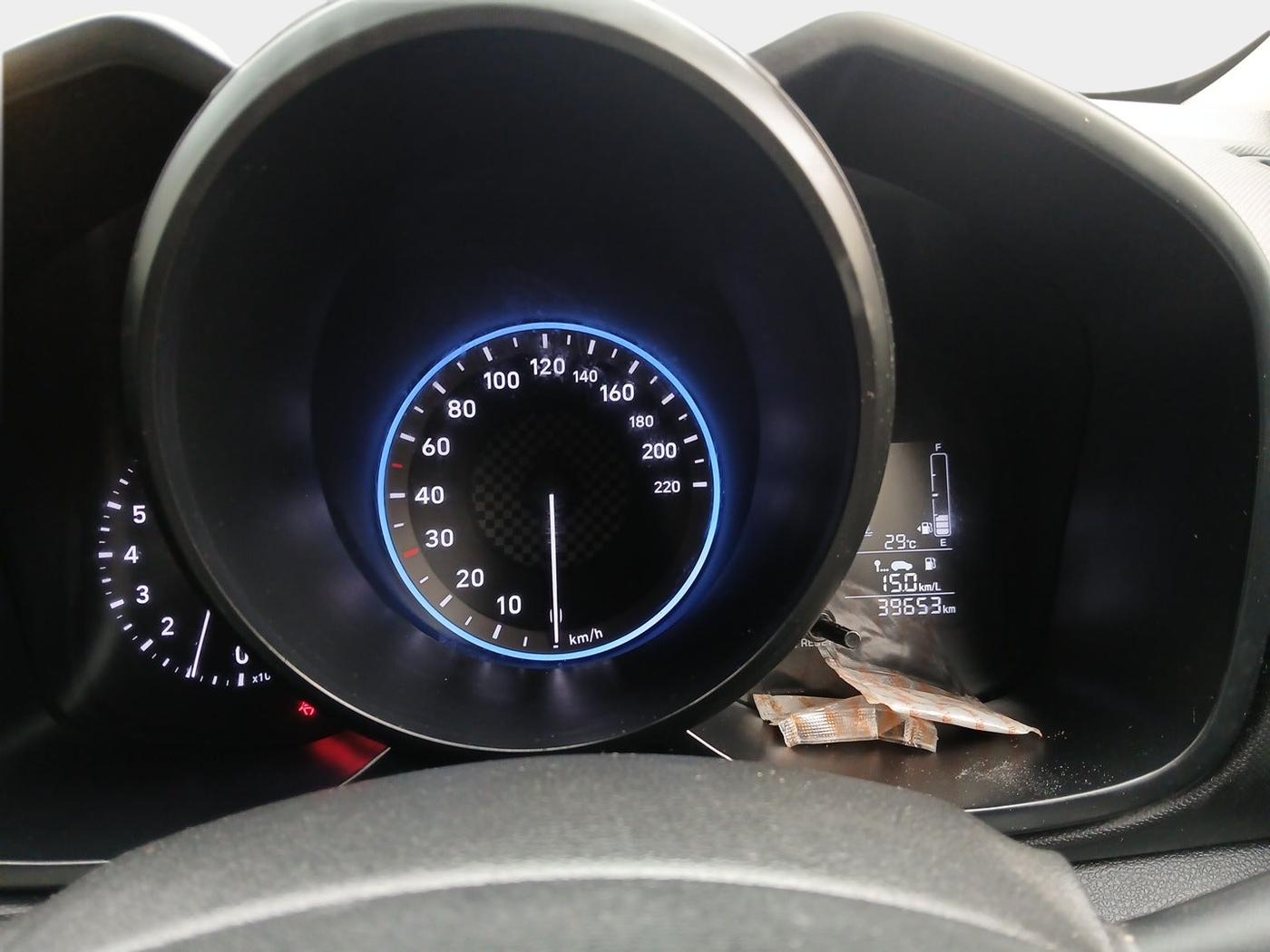 2021 Hyundai VENUE SX 1.0 TURBO, Petrol, Manual, 39,653 km, interior