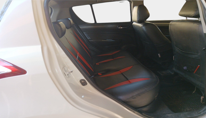 2014 Maruti Swift VDI, Diesel, Manual, 1,14,971 km, interior