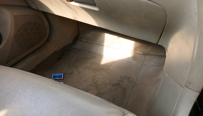 2015 Maruti Swift Dzire VDI, Diesel, Manual, 1,79,923 km, interior