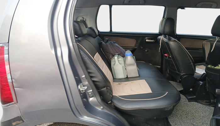 2013 Maruti Wagon R 1.0 LXI CNG, Petrol, Manual, 1,99,614 km, interior