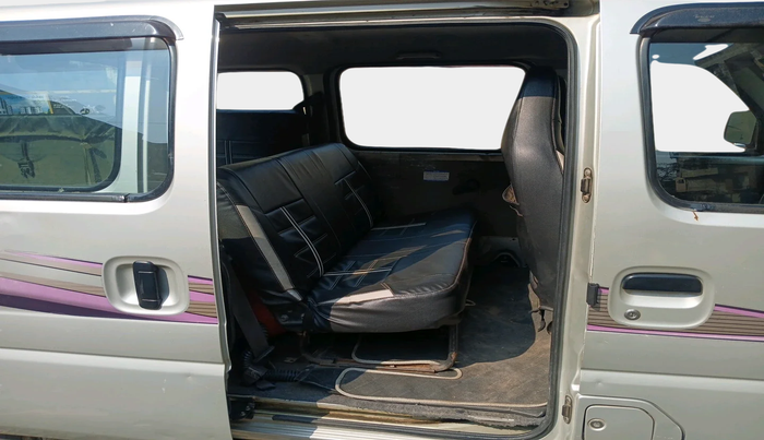 2016 Maruti Eeco 5 STR WITH A/C+HTR, Petrol, Manual, 1,08,332 km, interior