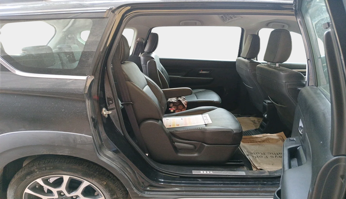 2024 Maruti XL6 ALPHA PLUS MT, Petrol, Manual, 11,130 km, interior