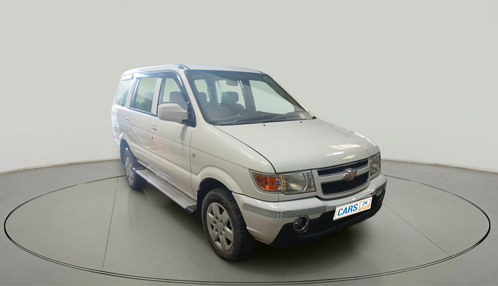 2017 Chevrolet Tavera NEO 3 10 STR BS IV, Diesel, Manual, 1,97,964 km, exterior