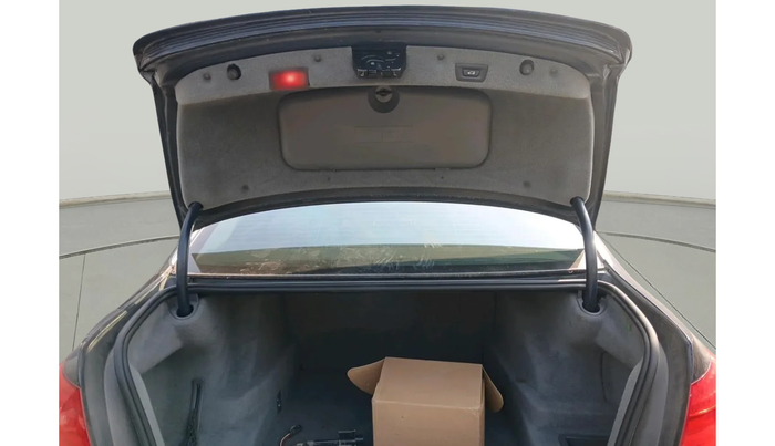 2011 BMW 7 Series 730Ld, Diesel, Automatic, 64,327 km, exterior