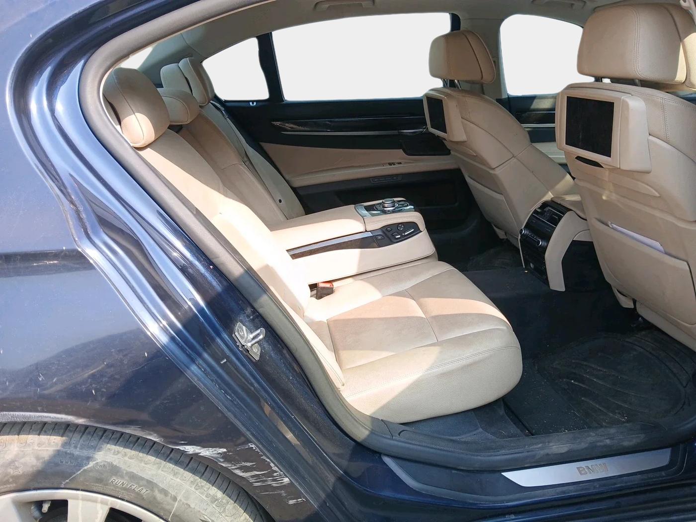 2011 BMW 7 Series 730Ld, Diesel, Automatic, 65,000 km, interior