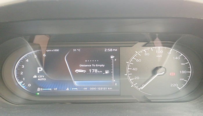 2020 Tata Harrier XZA PLUS 2.0L, Diesel, Automatic, 1,22,121 km, interior