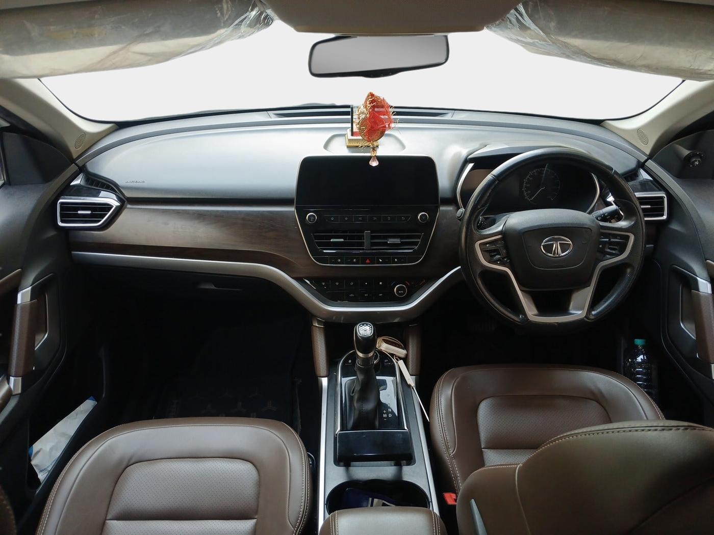 2020 Tata Harrier XZA PLUS 2.0L, Diesel, Automatic, 10,50,000 km, interior