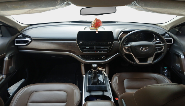 2020 Tata Harrier XZA PLUS 2.0L, Diesel, Automatic, 1,22,121 km, interior