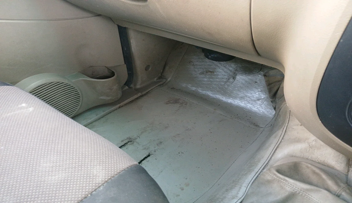 2015 Mahindra Xylo D4, Diesel, Manual, 2,51,184 km, interior