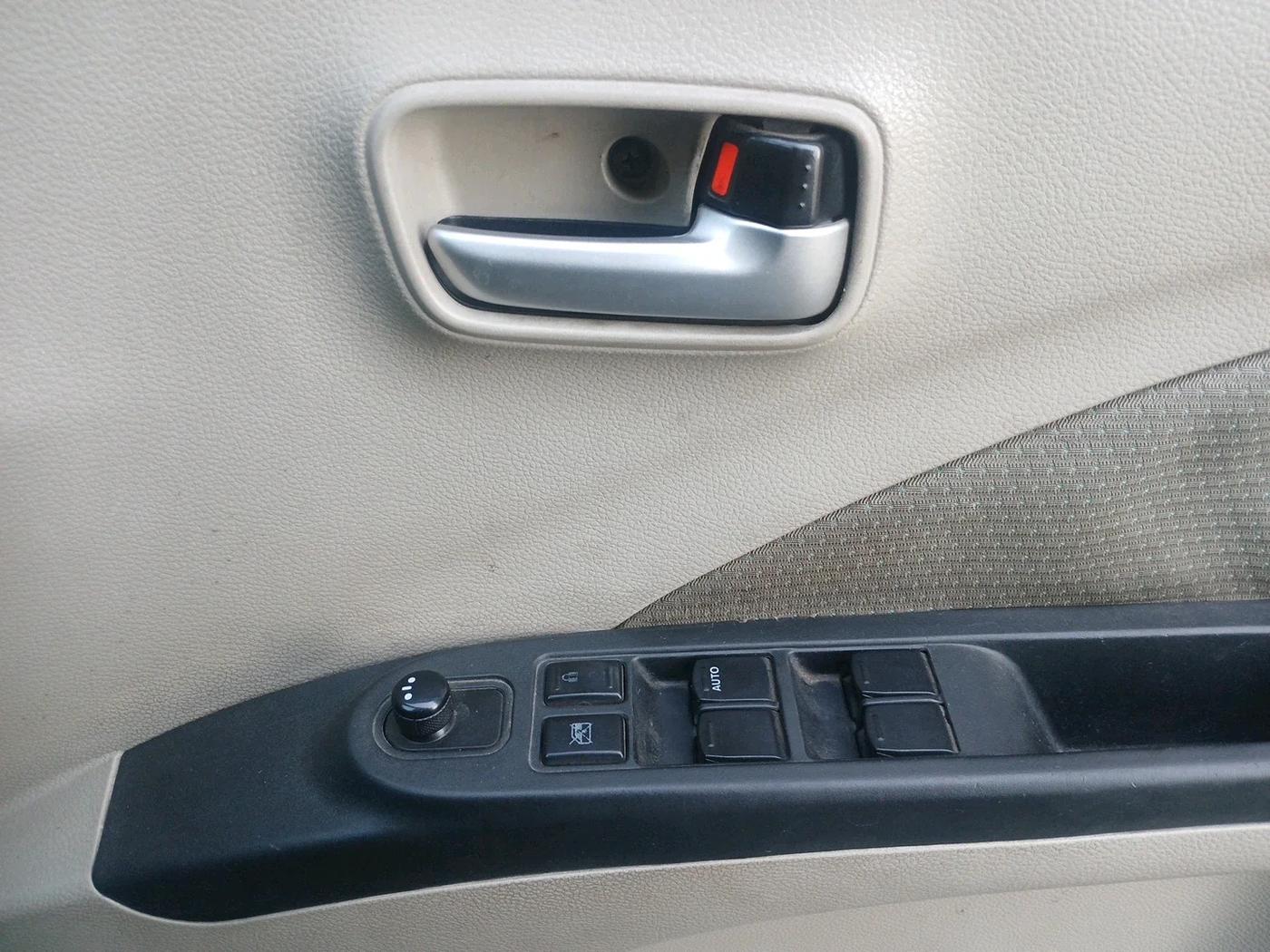 2019 Maruti Celerio ZXI, CNG, Manual, 1,55,738 km, interior