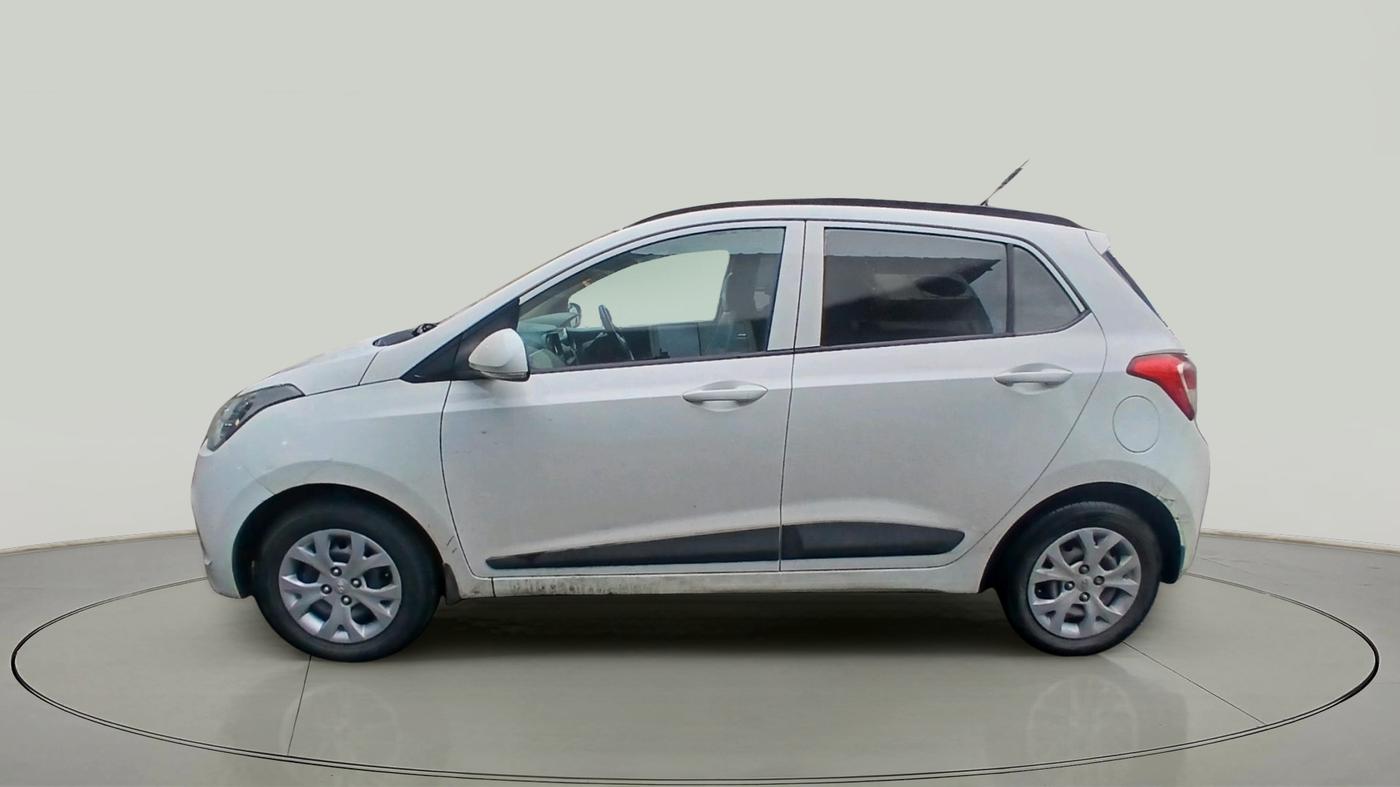 2015 Hyundai Grand i10 SPORTZ 1.2 KAPPA VTVT, Petrol, Manual, 1,29,582 km, exterior