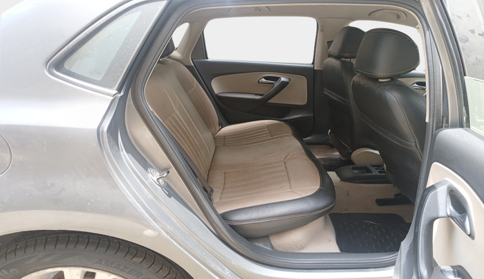 2013 Volkswagen Polo HIGHLINE DIESEL, Diesel, Manual, 58,555 km, interior