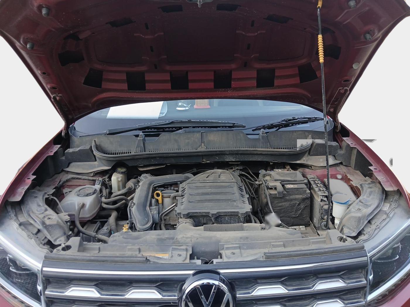 2022 Volkswagen TAIGUN TOPLINE 1.0 TSI MT, Petrol, Manual, 64,967 km, exterior