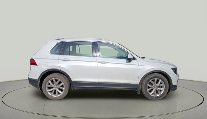 2018 Volkswagen TIGUAN HIGHLINE TDI AT, Diesel, Automatic, 2,06,570 km, exterior