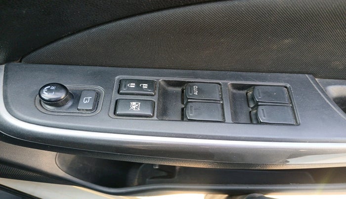 2019 Maruti Swift ZXI AMT, Petrol, Automatic, 71,035 km, interior