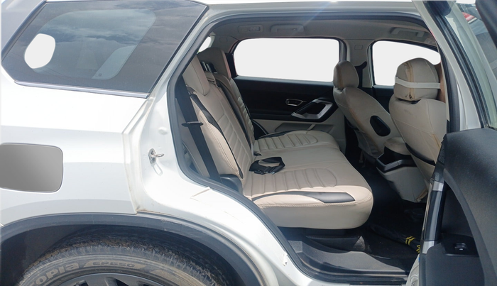2021 Tata Safari XT PLUS, Diesel, Manual, 58,057 km, interior