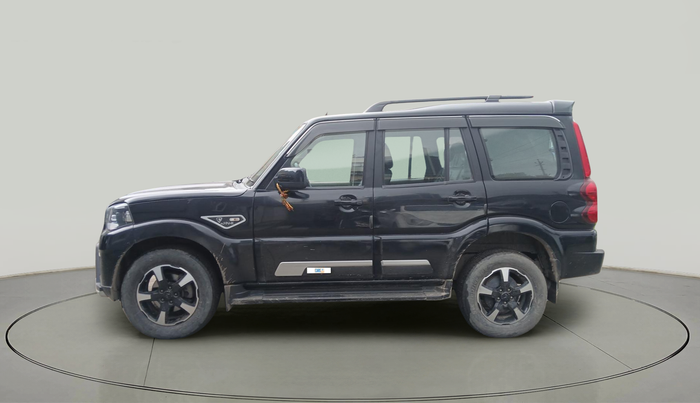 2023 Mahindra SCORPIO CLASSIC S11 MT 7S CC, Diesel, Manual, 47,886 km, exterior