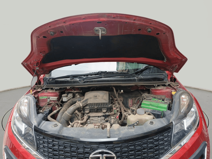 2017 Tata NEXON XM PETROL, Petrol, Manual, 40,286 km, exterior