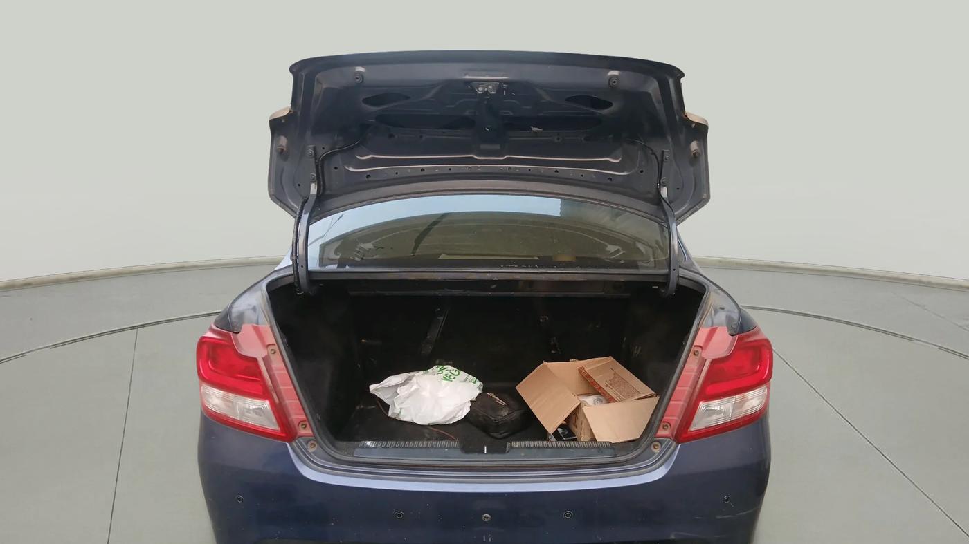 2018 Maruti Dzire VDI, Diesel, Manual, 1,40,056 km, exterior