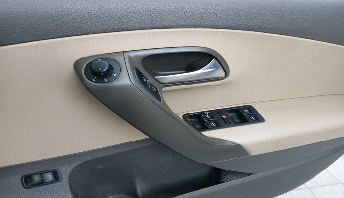 2016 Volkswagen Vento HIGHLINE DIESEL 1.5, Diesel, Manual, 80,745 km, interior