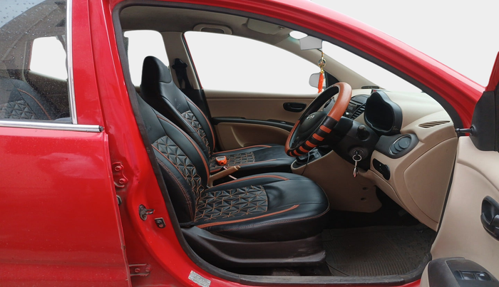 2010 Hyundai i10 ERA 1.1, Petrol, Manual, 1,43,577 km, interior