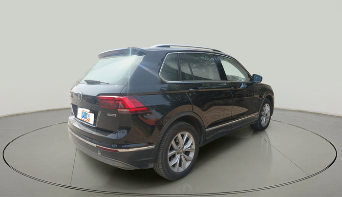 2018 Volkswagen TIGUAN HIGHLINE TDI AT, Diesel, Automatic, 1,51,207 km, exterior