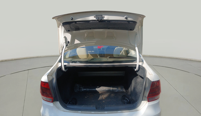 2018 Volkswagen Vento HIGHLINE PLUS 1.5 16 ALLOY, Diesel, Manual, 1,52,373 km, exterior