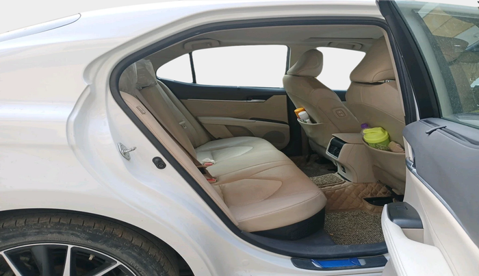 2023 Toyota Camry HYBRID, Hybrid, Automatic, 48,853 km, interior