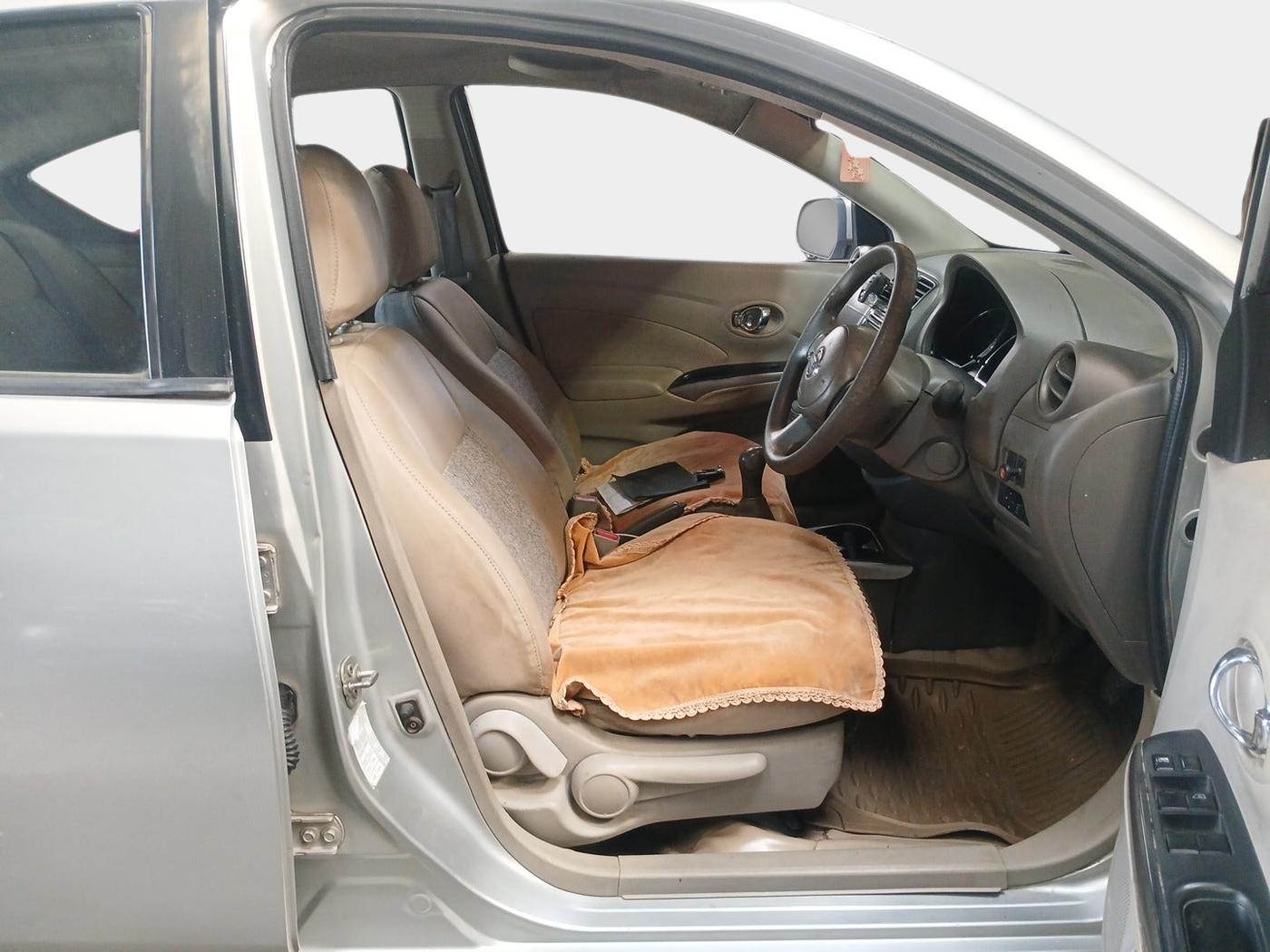 2012 Nissan Sunny XV DIESEL, Diesel, Manual, 94,986 km, interior