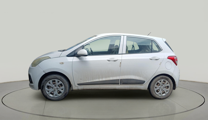 2013 Hyundai Grand i10 MAGNA 1.1 CRDI, Diesel, Manual, 1,92,389 km, exterior