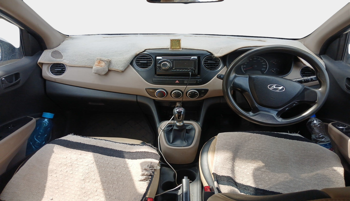 2013 Hyundai Grand i10 MAGNA 1.1 CRDI, Diesel, Manual, 1,92,389 km, interior