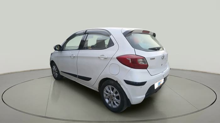 2017 Tata Tiago XZA PETROL, CNG, Automatic, 87,469 km, exterior