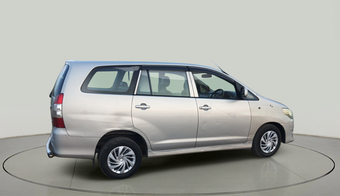 2013 Toyota Innova 2.5 GX 8 STR, Diesel, Manual, 2,25,193 km, exterior