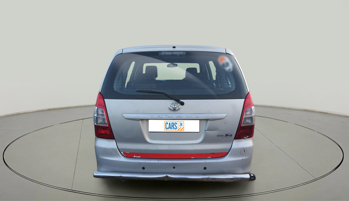 2013 Toyota Innova 2.5 GX 8 STR, Diesel, Manual, 2,25,193 km, exterior