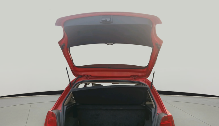 2015 Volkswagen Polo HIGHLINE1.5L, Diesel, Manual, 2,48,292 km, exterior