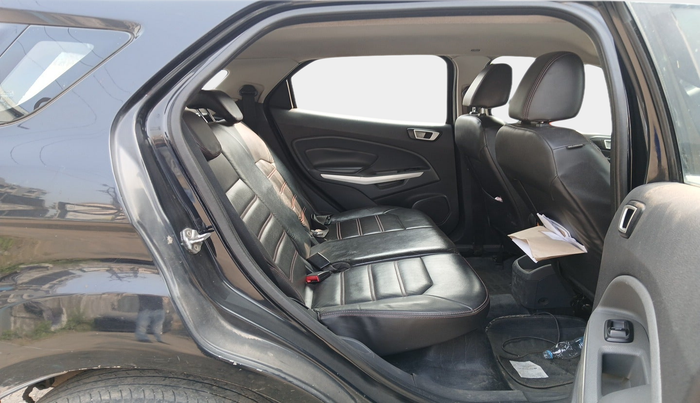 2014 Ford Ecosport TITANIUM 1.5L DIESEL, Diesel, Manual, 1,84,935 km, interior