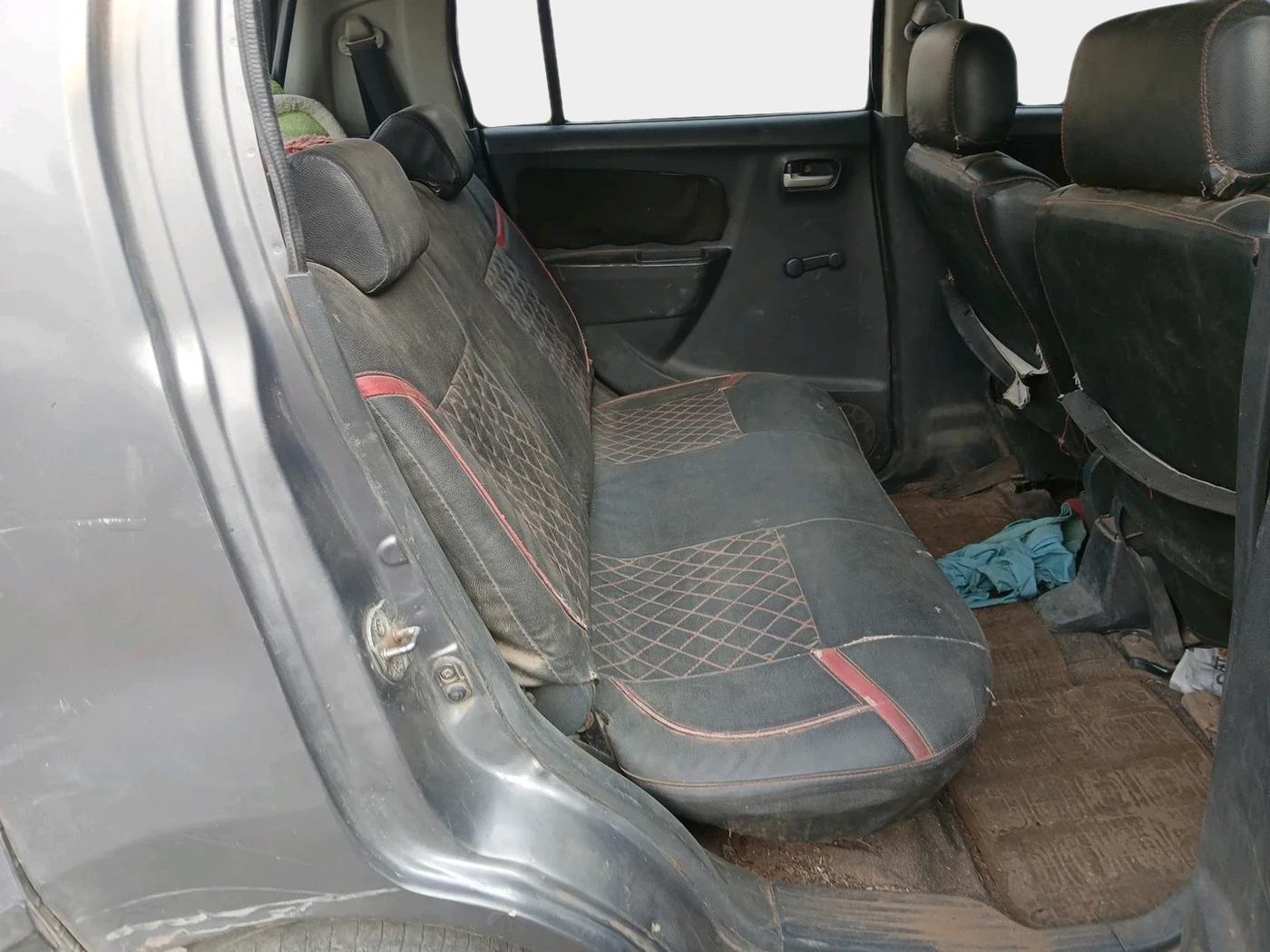 2012 Maruti Wagon R 1.0 LXI CNG, CNG, Manual, 1,60,973 km, interior