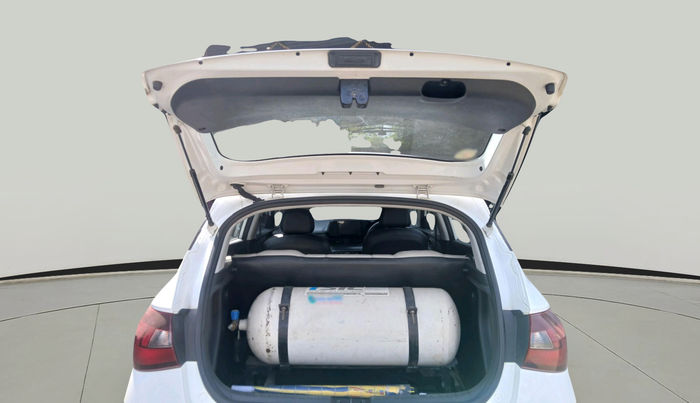 2020 Hyundai NEW I20 MAGNA 1.2 MT, Petrol, Manual, 73,852 km, exterior