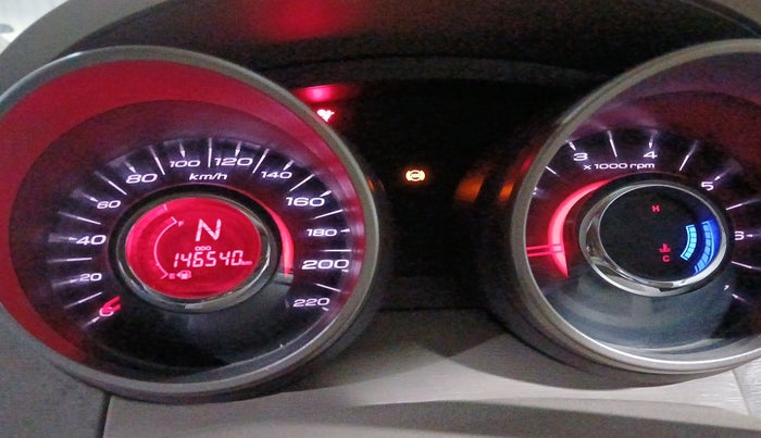2012 Mahindra XUV500 W6, Diesel, Manual, 1,46,540 km, interior