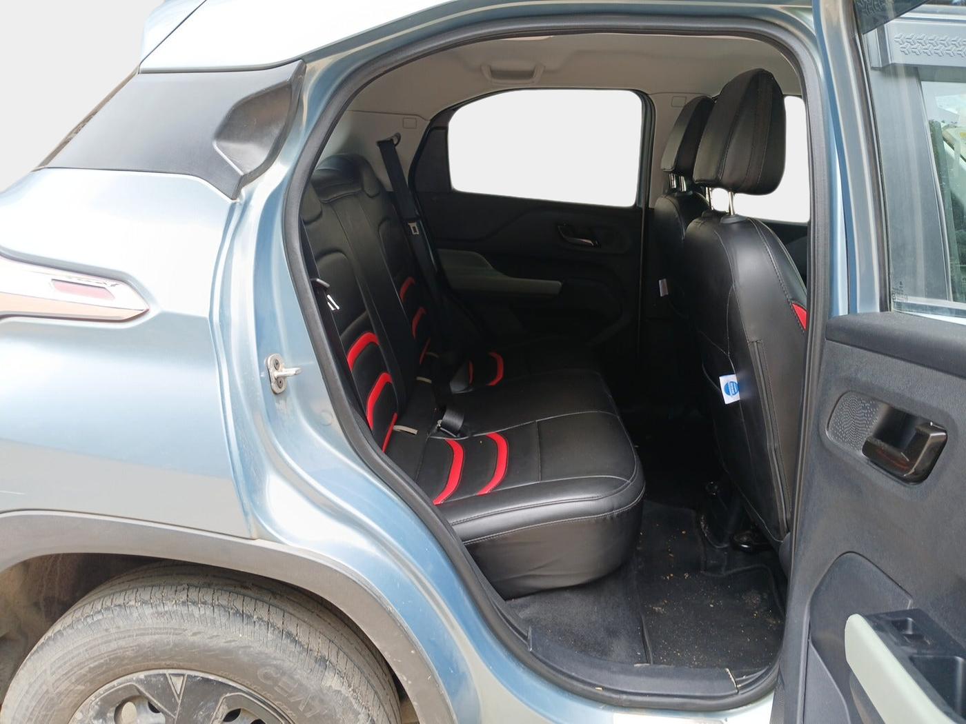 2024 Tata PUNCH ADVENTURE RHYTHM CNG MT, Petrol, Manual, 28,684 km, interior