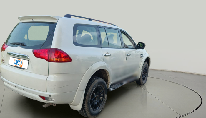 2012 Mitsubishi Pajero Sport 2.5 MT 4X4, Diesel, Manual, 1,21,185 km, exterior