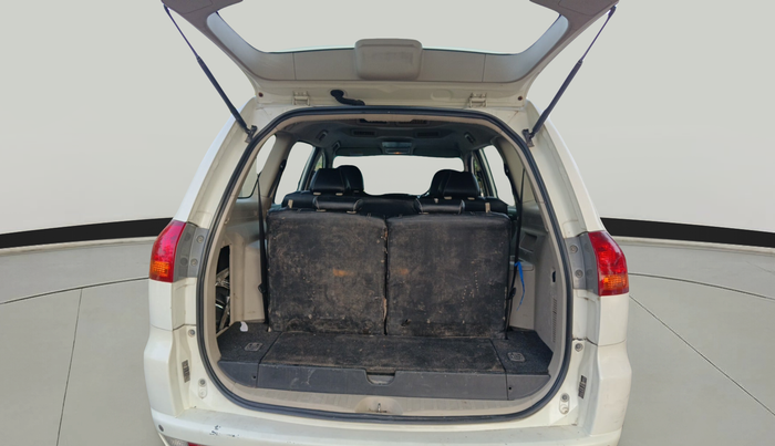 2012 Mitsubishi Pajero Sport 2.5 MT 4X4, Diesel, Manual, 1,21,185 km, exterior