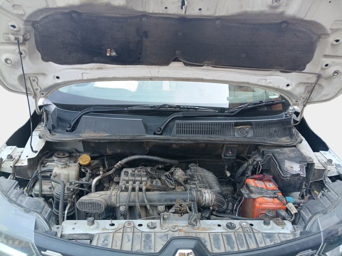 2019 Renault TRIBER RXL MT, Petrol, Manual, 2,89,287 km, exterior