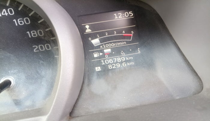 2015 Nissan Evalia XV, Diesel, Manual, 1,06,789 km, interior