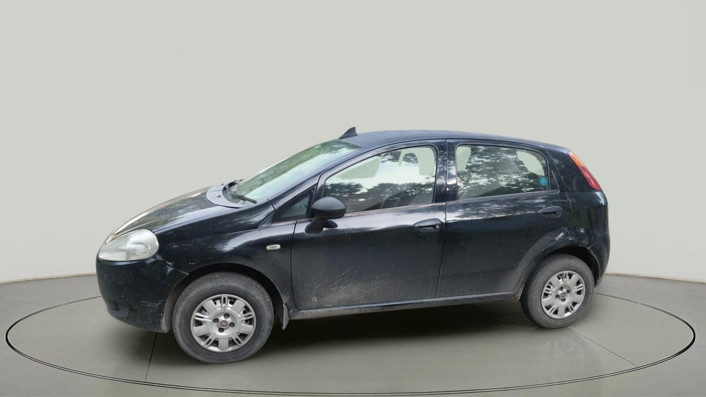 2016 Fiat PUNTO PURE 1.3 MULTIJET, Diesel, Manual, 1,39,945 km, exterior
