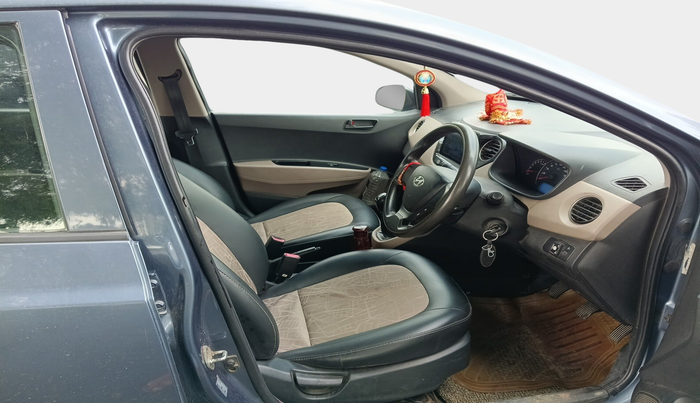 2015 Hyundai Grand i10 MAGNA 1.2 KAPPA VTVT, Petrol, Manual, 1,05,320 km, interior