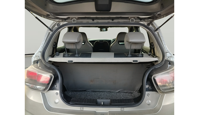 2018 Mahindra KUV 100 NXT K8 D 6 STR, Diesel, Manual, 76,981 km, exterior